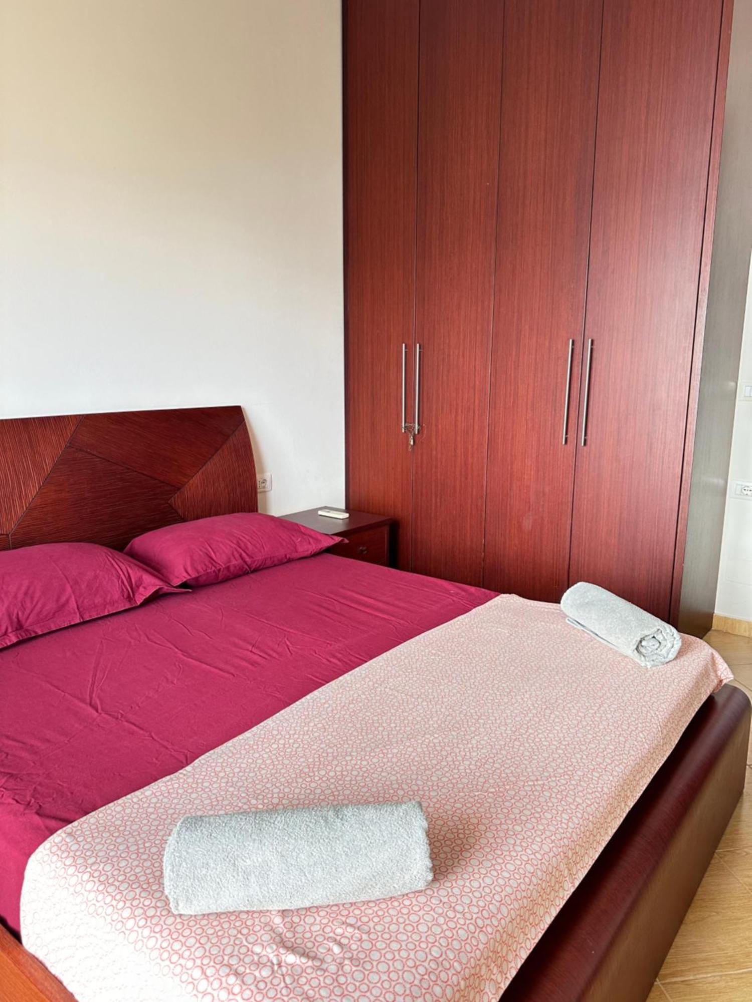 Agora Sea View Apartment Sarandë 外观 照片